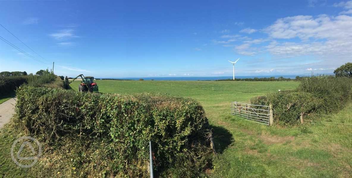 Llanarth  Carreg Y Gwynt Campsite - Touring And Tent Pitches酒店 外观 照片
